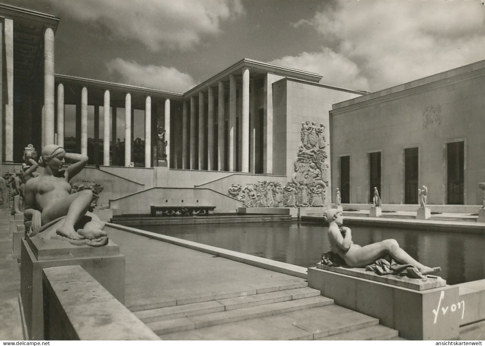 Paris en Flanant, musée d'art moderne ngl #111.787