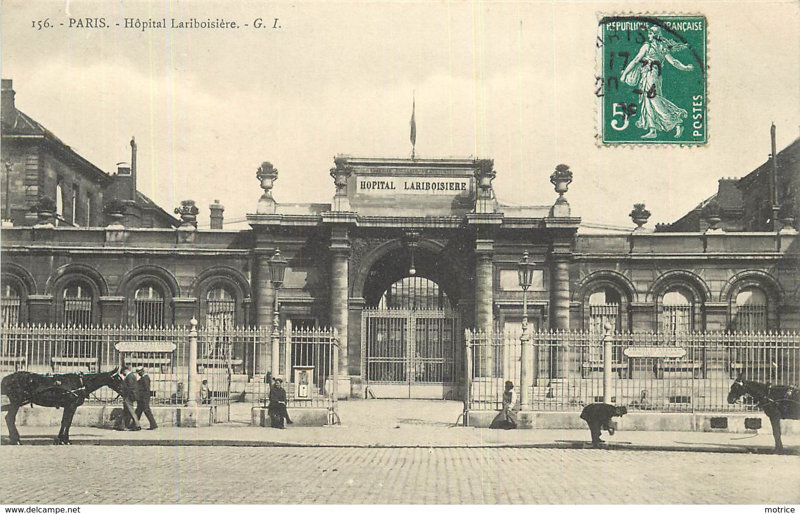 PARIS - Hôpital Lariboisière.