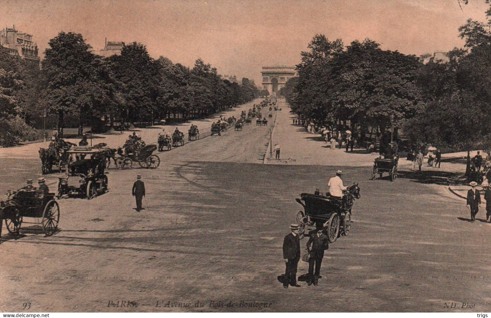 Paris - l'Avenue du Bois de Boulogne