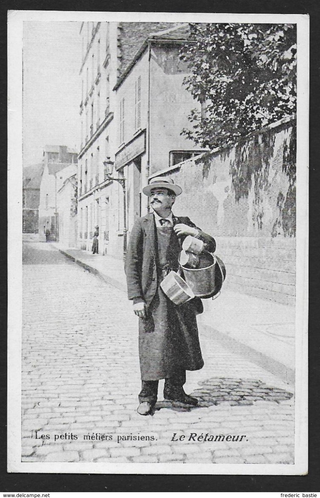 PARIS - Les petits métiers - Le Rétameur