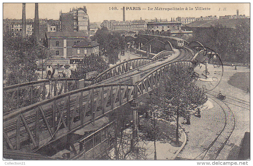 PARIS ... METRO ... LA VILLETTE