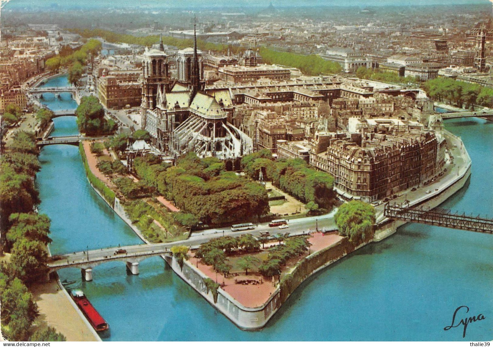 Paris péniche péniches