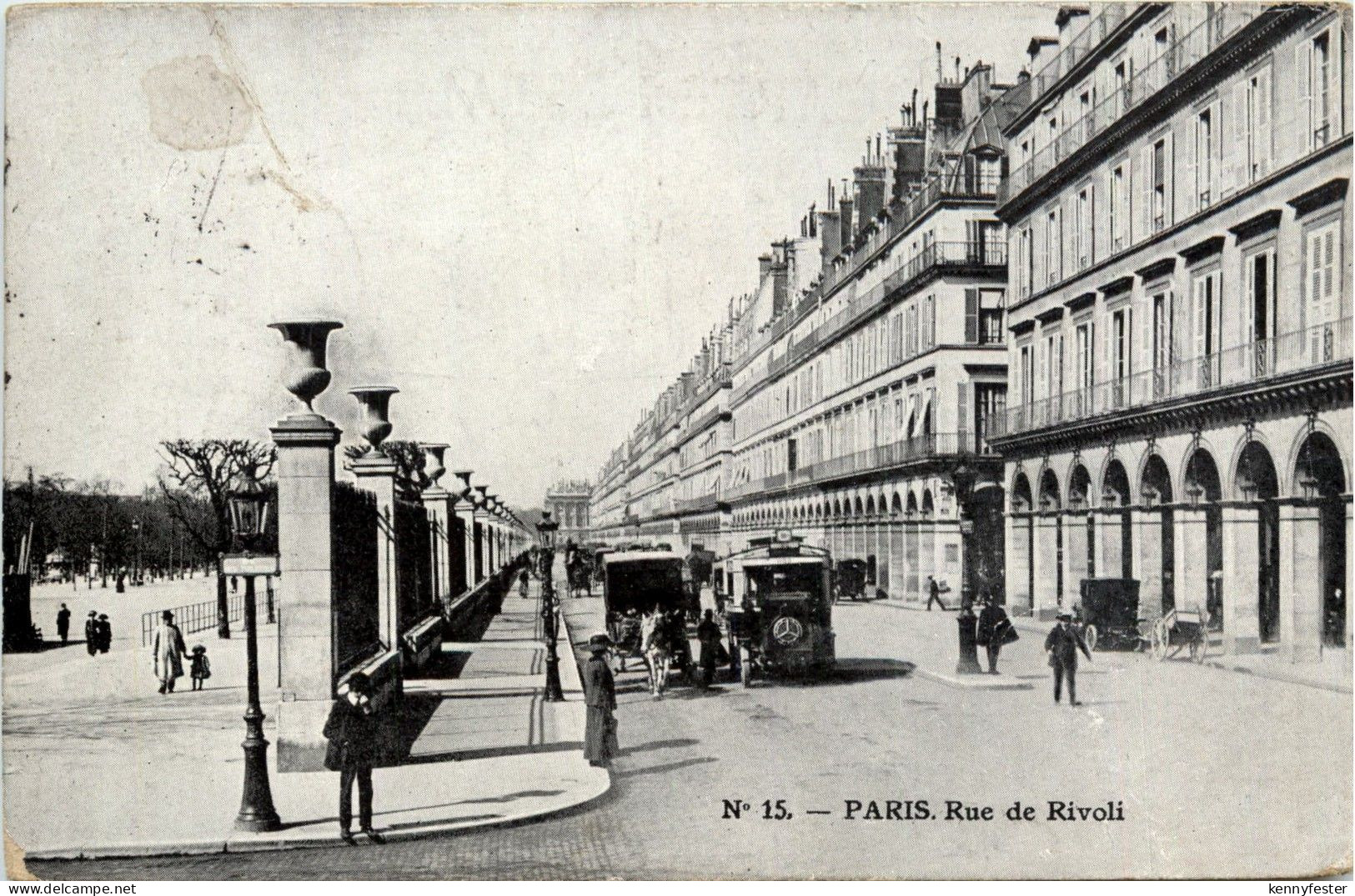 Paris - Rue de Rivoli