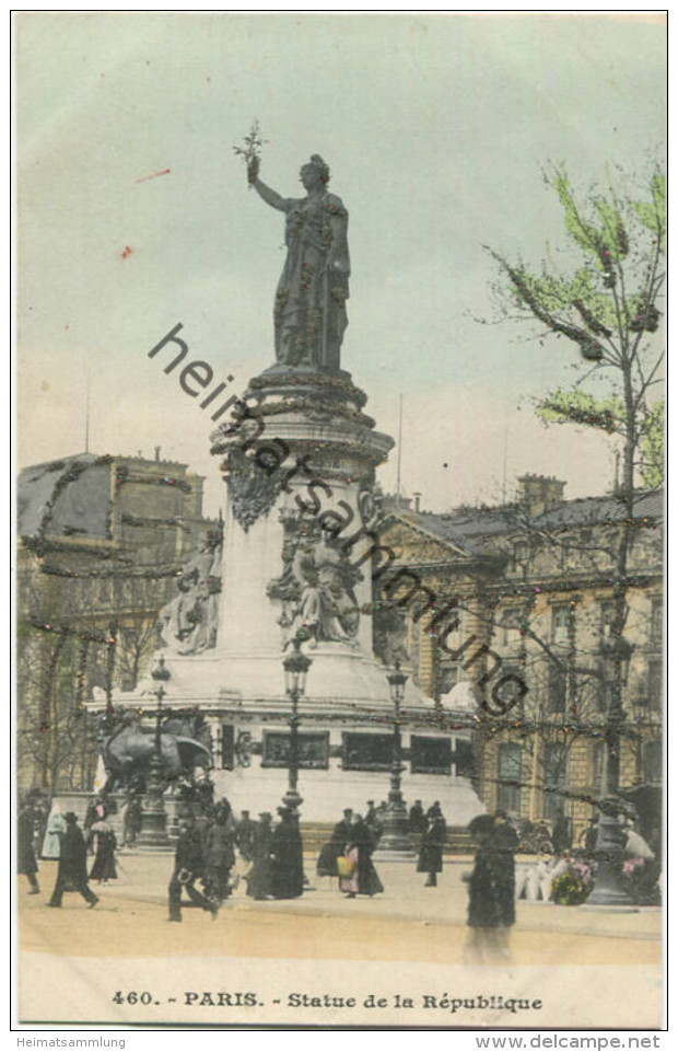 Paris - Statue de la Republique
