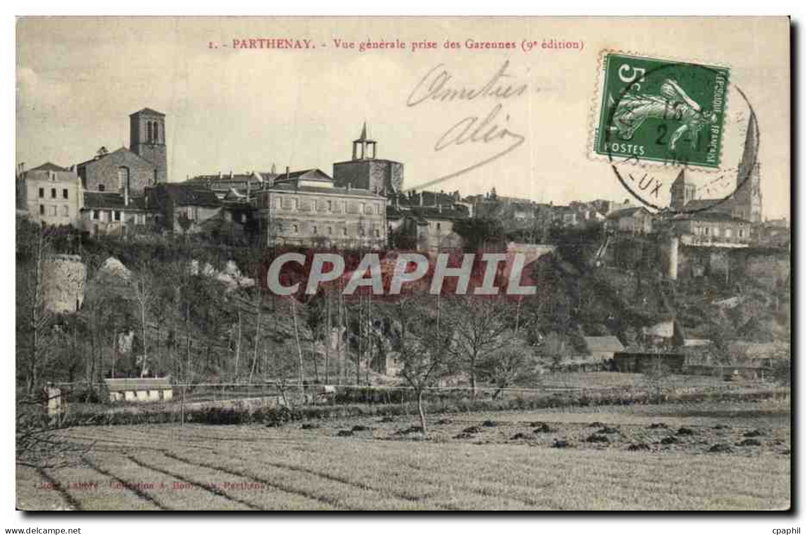Parthenay CPA Vue generale prise des Garennes