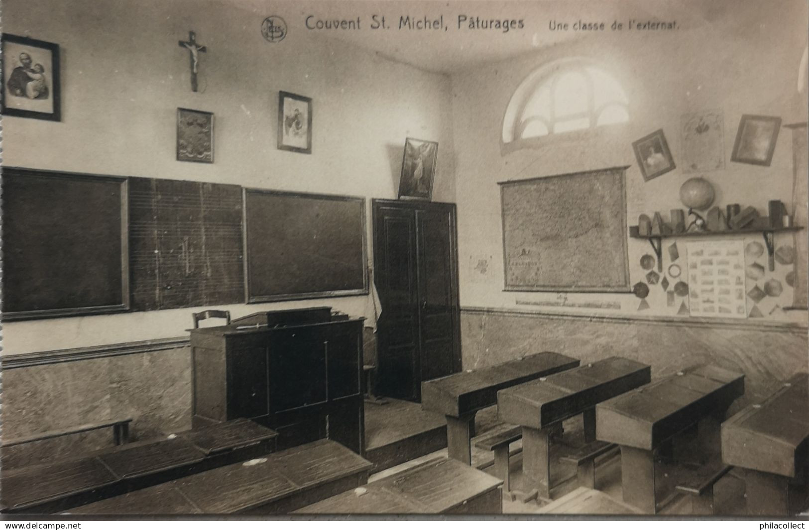 Paturages (Colfontaine) Couvent St. Michel (Une Classe de externat) 19??