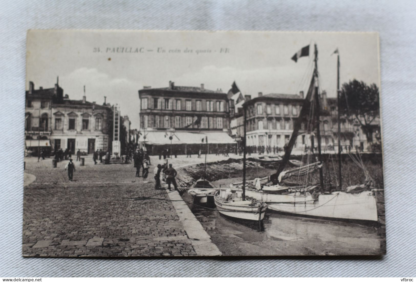 Pauillac, un coin des quais, Gironde 33