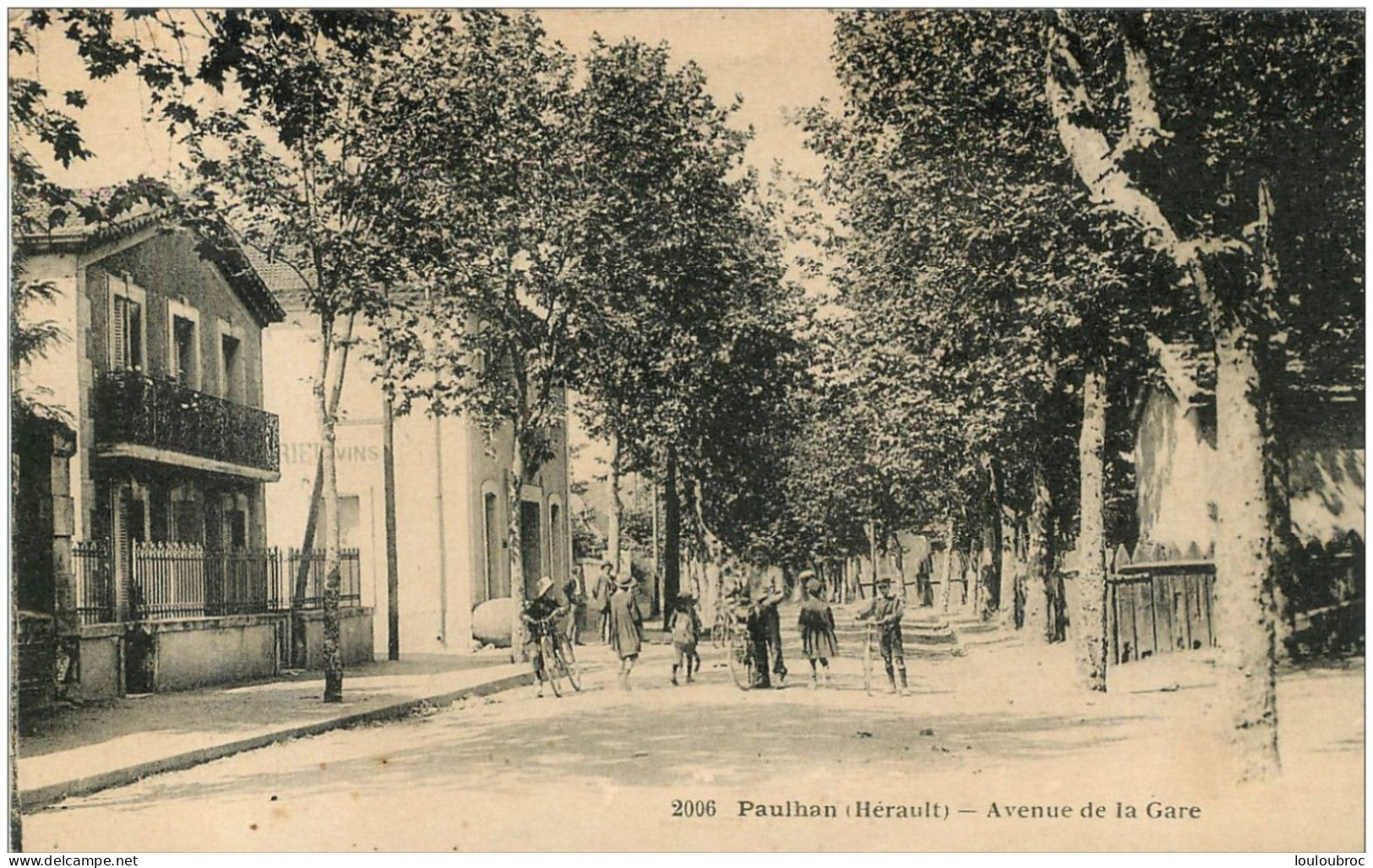 PAULHAN  AVENUE DE LA GARE