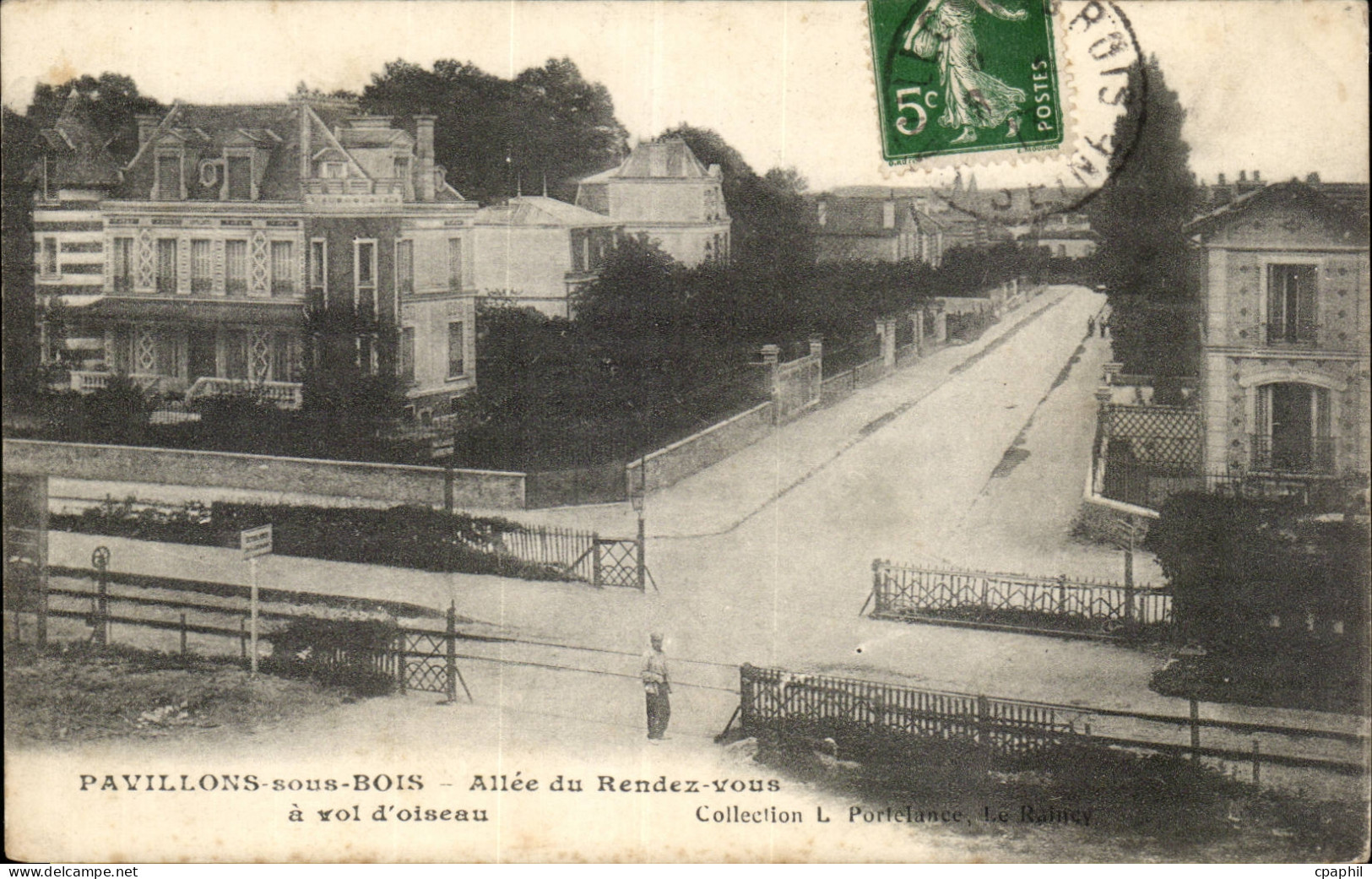 Pavillons sous Bois CPA Allee du rendez vous