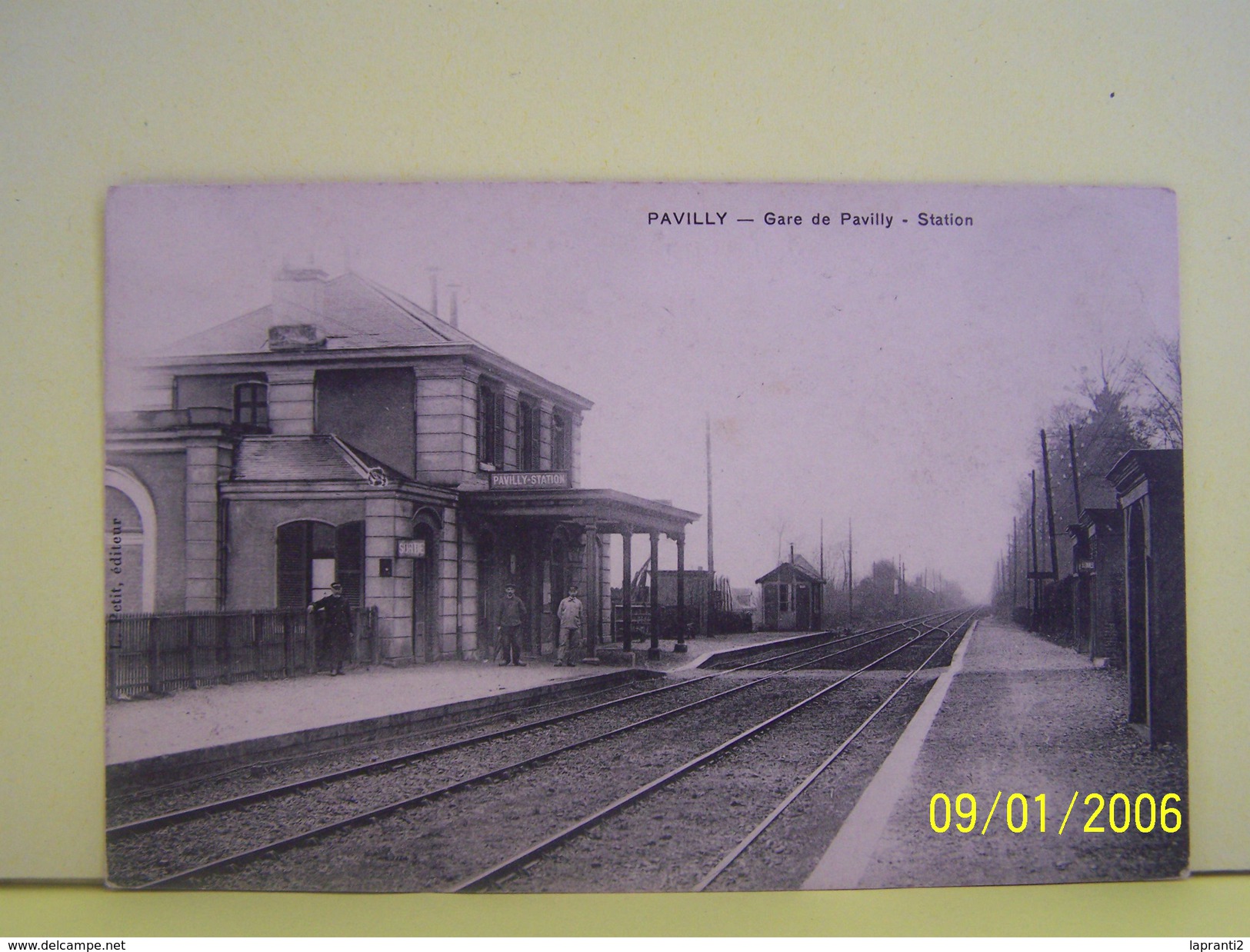 PAVILLY (SEINE ET MARNE) GARE DE PAVILLY. STATION.
