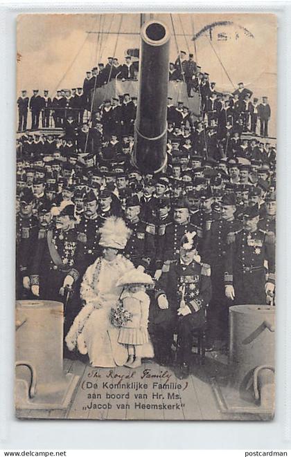 Nederland - De Koninklijke Familie - Aan boord van Hr. Ms. Jacob van Heemskerk - Uitg. Prins