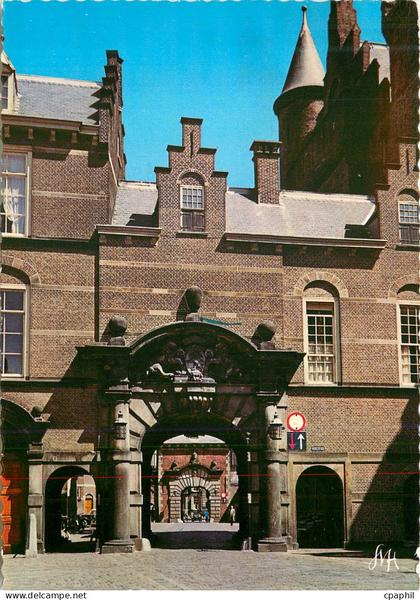 CPM Den Haag Toegangspoort Tot Het Binnenhof