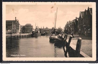 AK Maassluis, Haven
