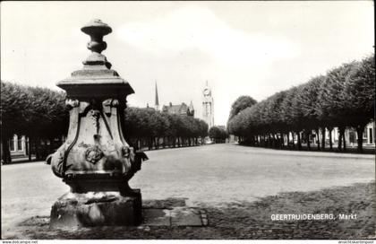 CPA Geertruidenberg Nordbrabant Niederlande, Markt