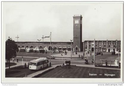 's Hertogenbosch, Station - & railway station