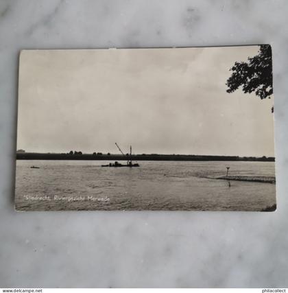 Sliedrecht (ZH) Riviergezicht Merwede (Schip) 1957