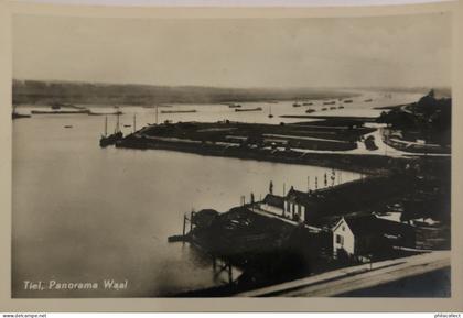 Tiel (Gld.)  Panorama Waal ca 1955