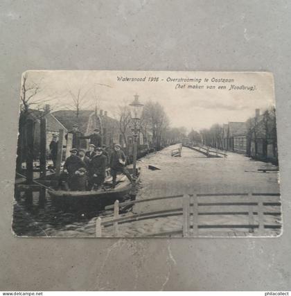 Oostzaan (NH) Watersnood 1916 - Maken Noodbrug 19?? Kaart sleets!