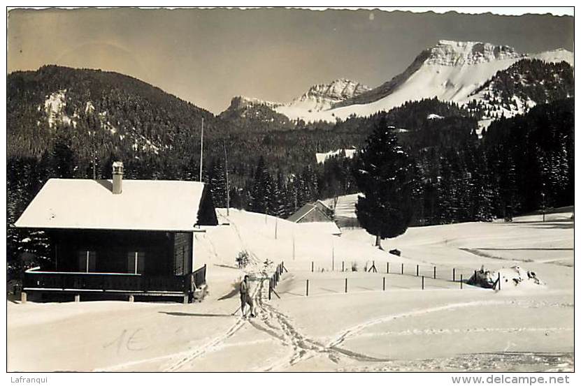 pays divers- suisse -ref D541- les paccots sur chatel -saint denis en hiver  - carte bon etat  -