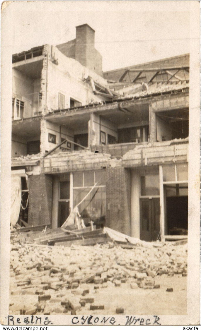 PC CANADA, SASKATOON, CYCLONE WRECK, VINTAGE REAL PHOTO POSTCARD (B45721)