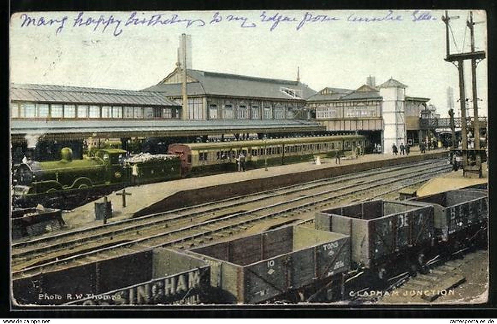 Pc Clapham, Junction, View of the station with train, Bahnhof