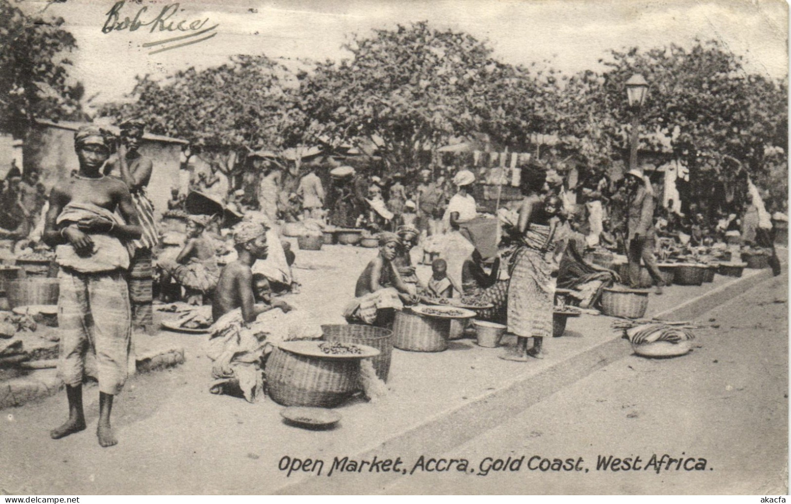 PC GHANA GOLD COAST ACCRA OPEN MARKET VINTAGE POSTCARD (b69260)
