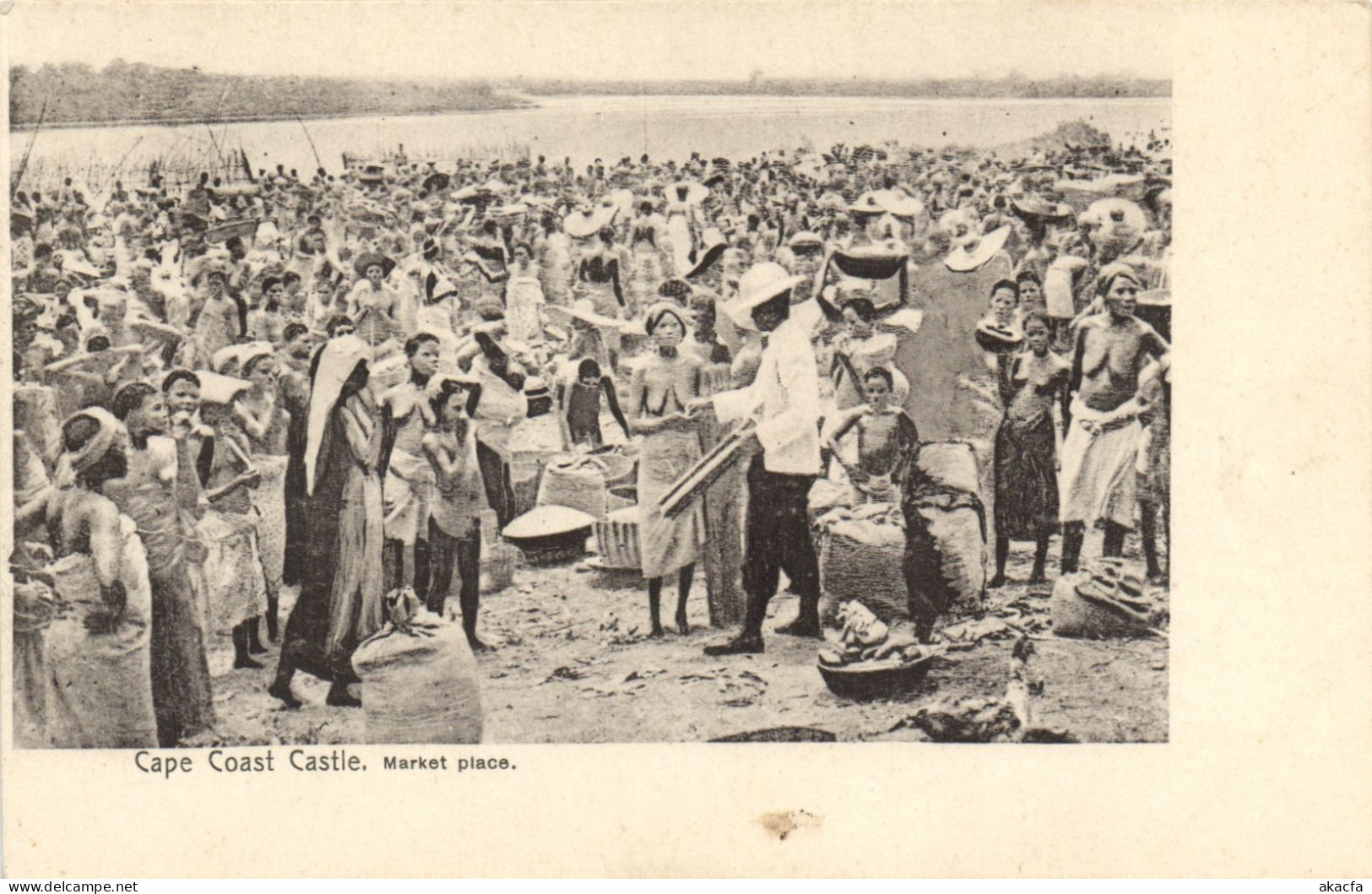 PC GHANA GOLD COAST CAPE COAST CASTLE MARKET PLACE VINTAGE POSTCARD (b69250)