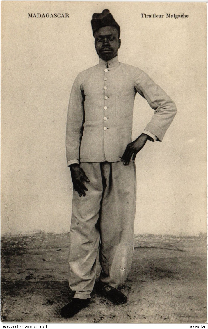 PC MADAGASCAR TIRAILLEUR MALGACHE MADAGASCAR (a76167)