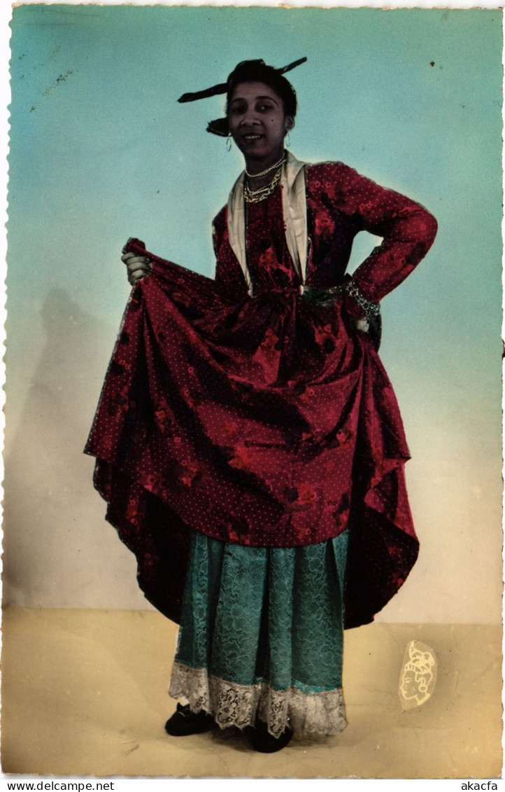 PC MARTINIQUE MARTINIQUE EN COSTUME LOCAL (a79515)