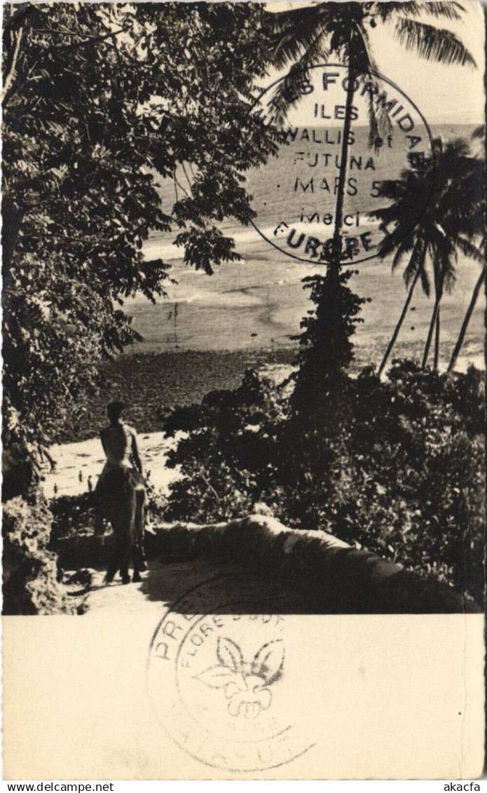 PC OCEANIA, ILES WALLIS, FUTUNA, Vintage Postcard (b44324)