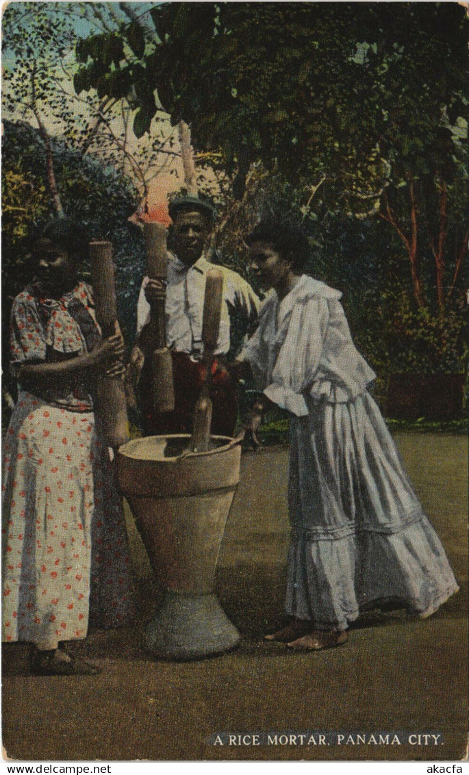 PC PANAMA, A RICE MORTAR, PANAMA CITY, Vintage Postcard (b26267)