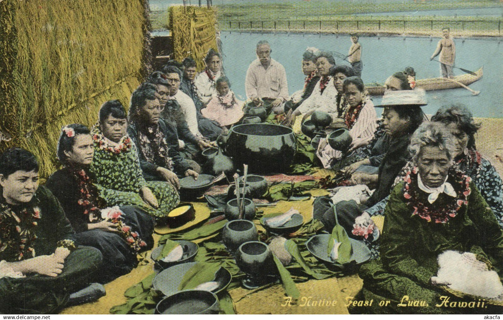 PC US, HAWAII, A NATIVE FEAST OR LUAU, Vintage Postcard (b21272)