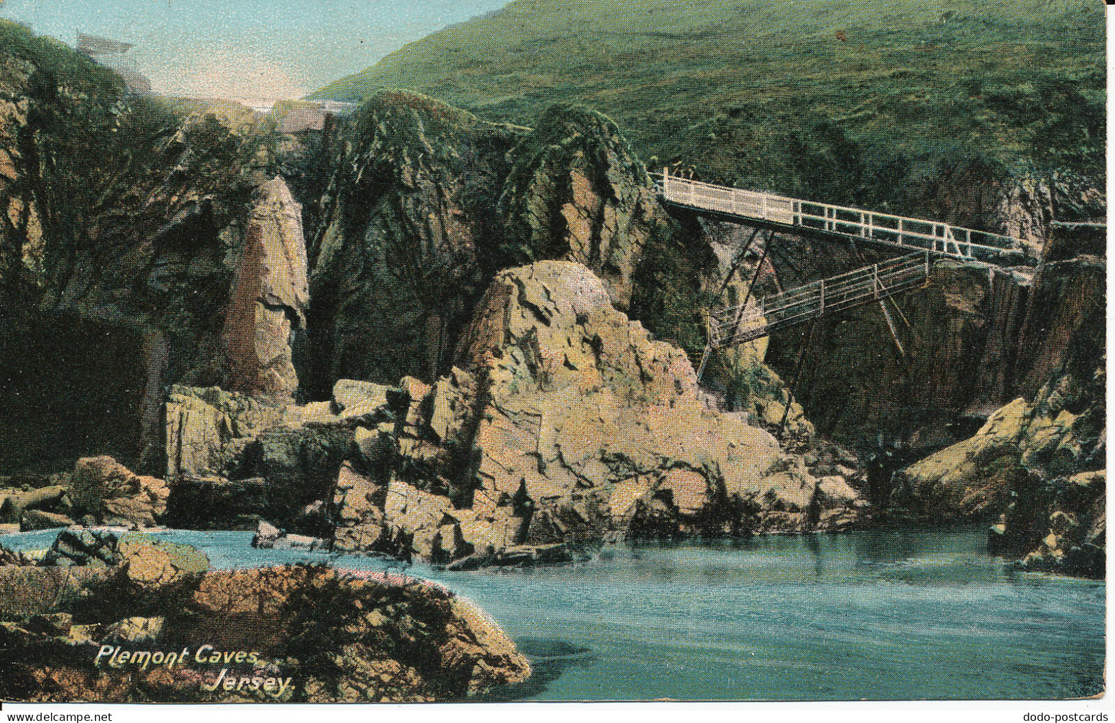 PC02289 Plemont Caves. Jersey. Postcard