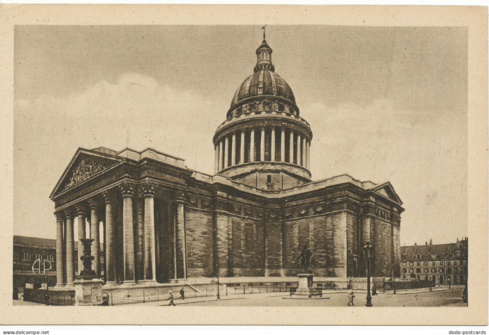 PC11031 Paris. The Pantheon. Soufflot architect. E. Papeghin. No 17