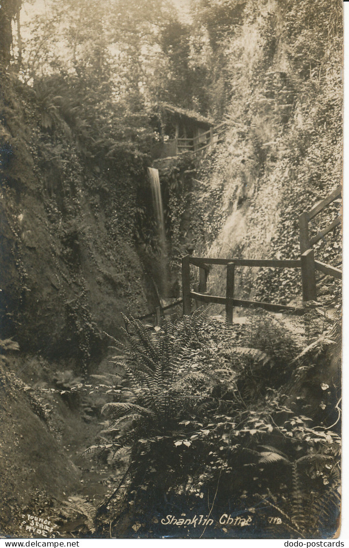 PC19446 Shanklin Chine