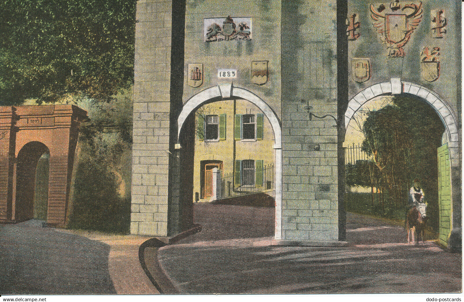 PC24735 Southport Gates. Benzaquen