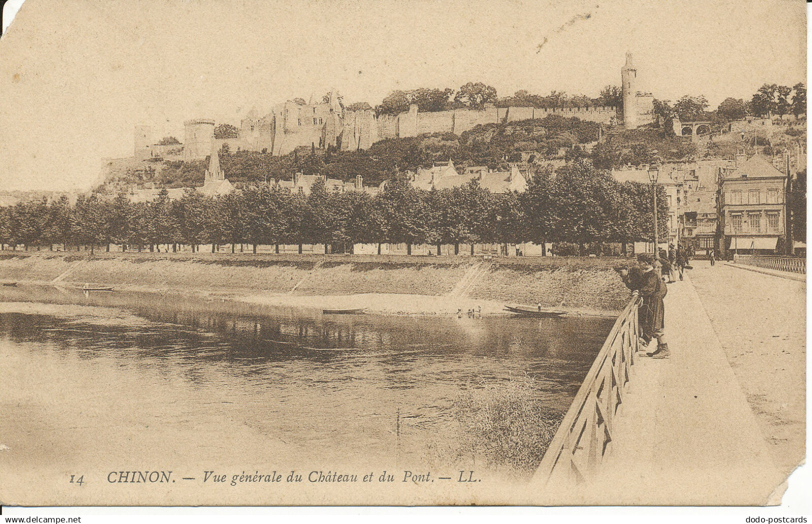 PC27078 Chinon. Vue Generale du Chateau et du Pont. LL. No 14