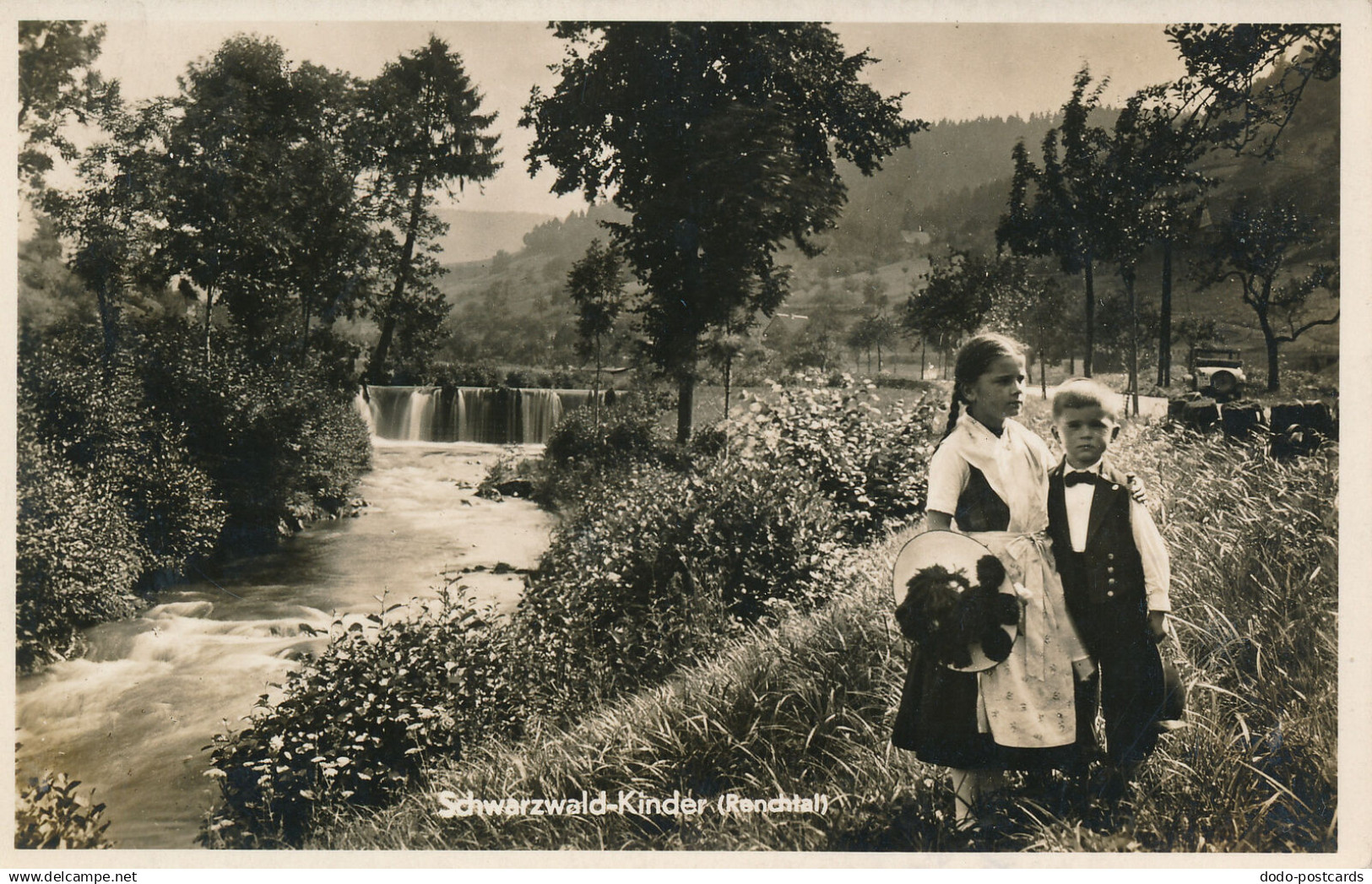 PC31394 Schwarzwald Kinder. Metz. RP