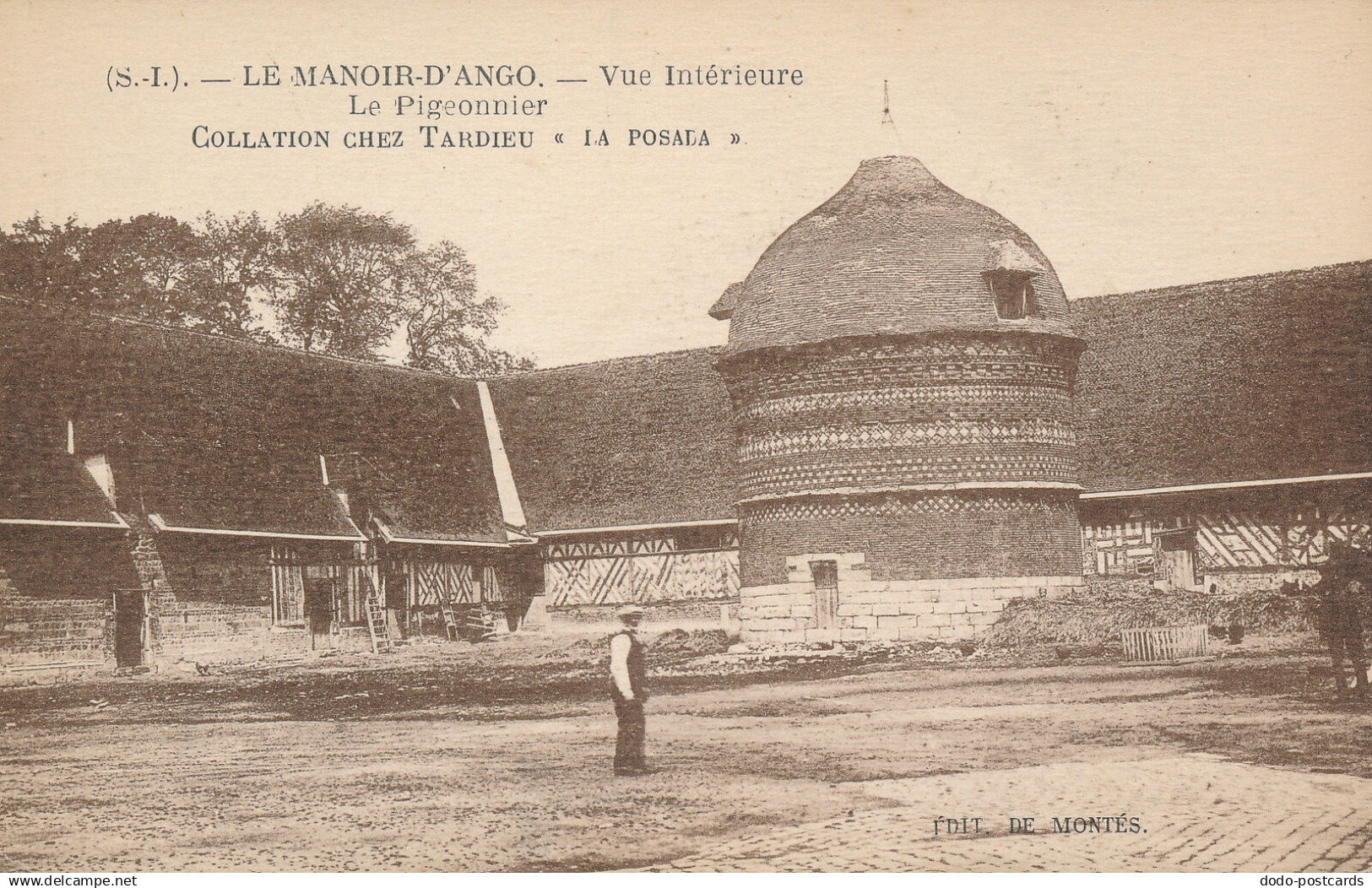 PC51696 Le Manoir d Ango. Vue Interieure. Le Pigeonnier. Montes. B. Hopkins