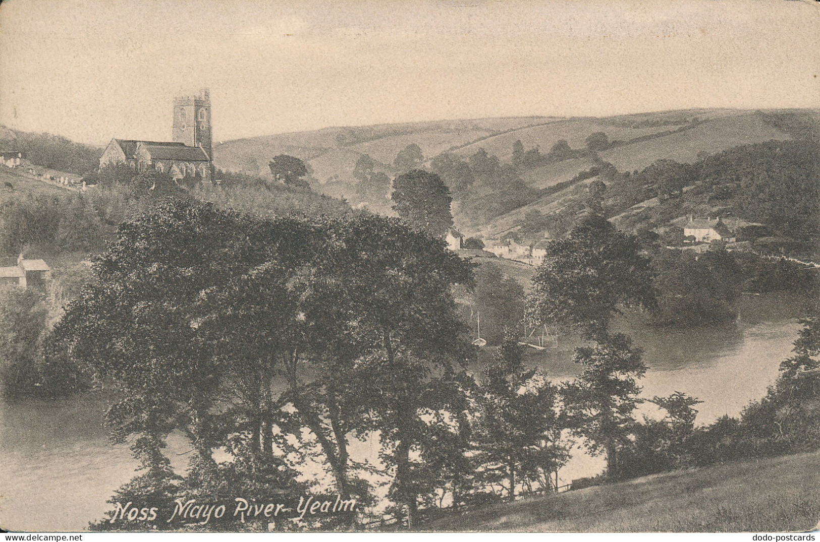 PC72270 Noss Mayo River. Yealm. Frith