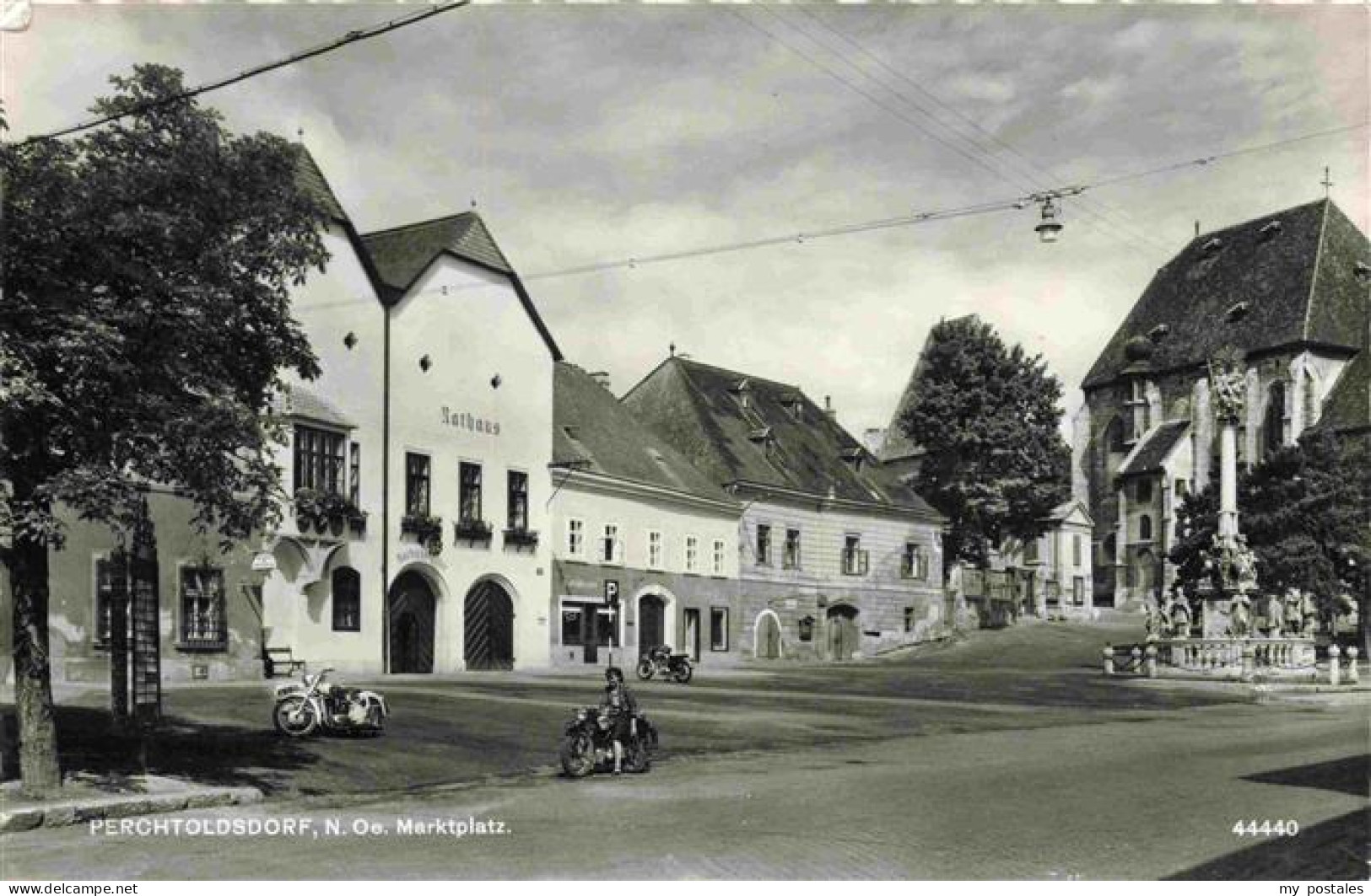 Perchtoldsdorf Niederoesterreich AT Marktplatz