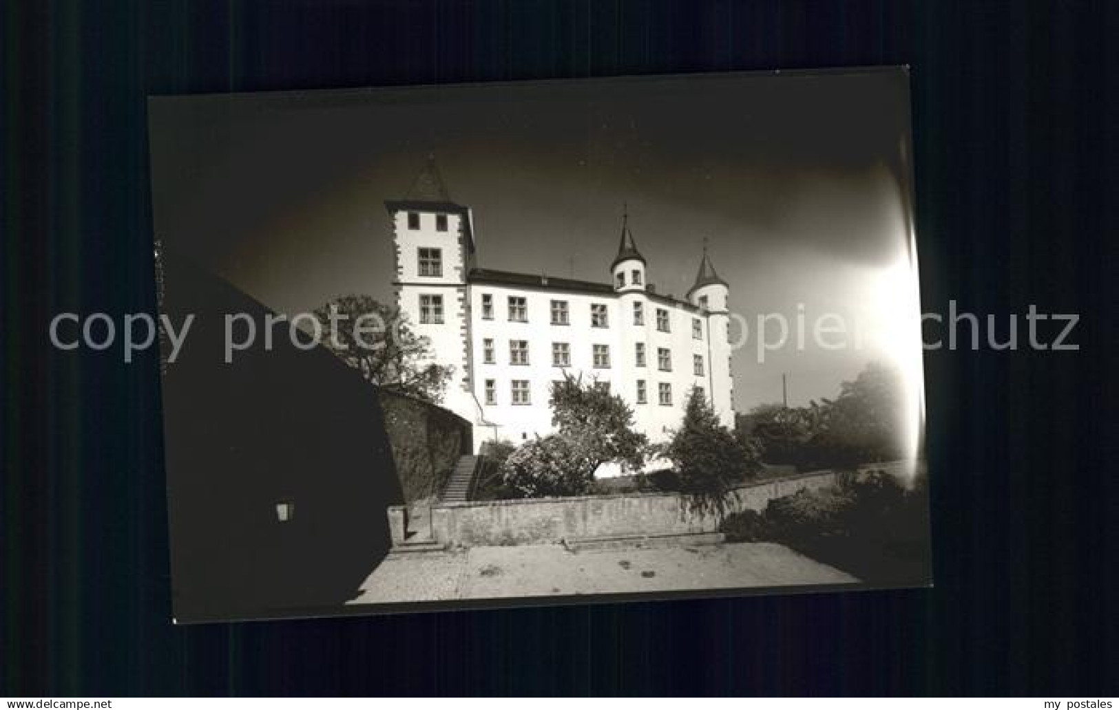 Perl Nenning Schloss