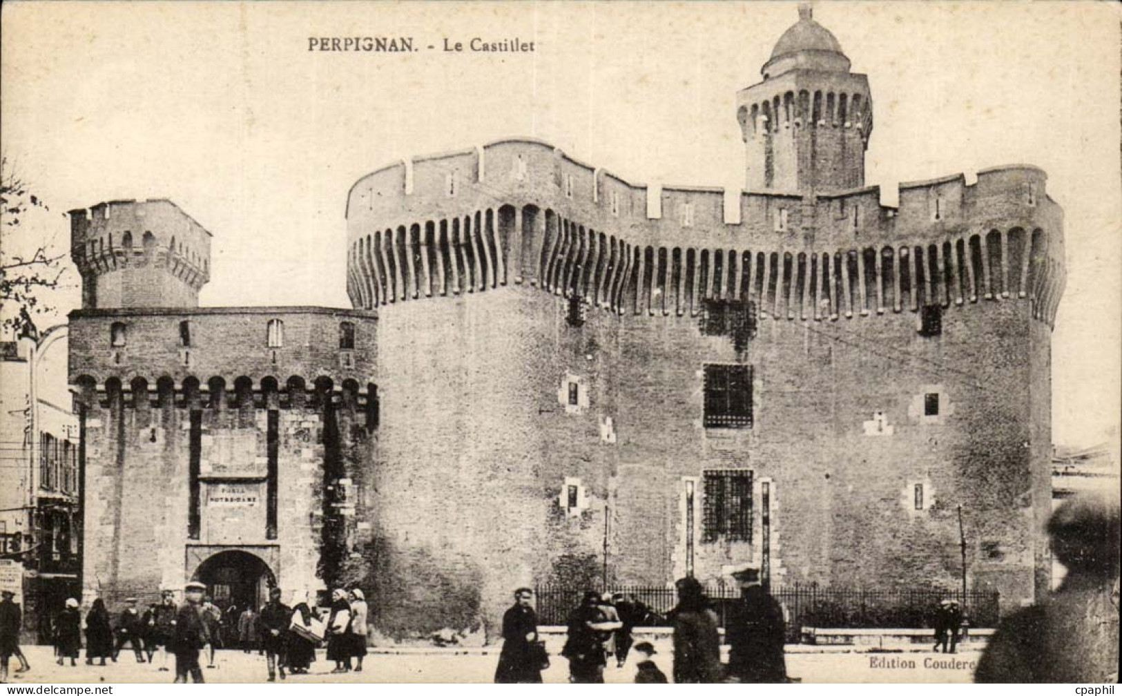 Perpignan CPA Le Castillet