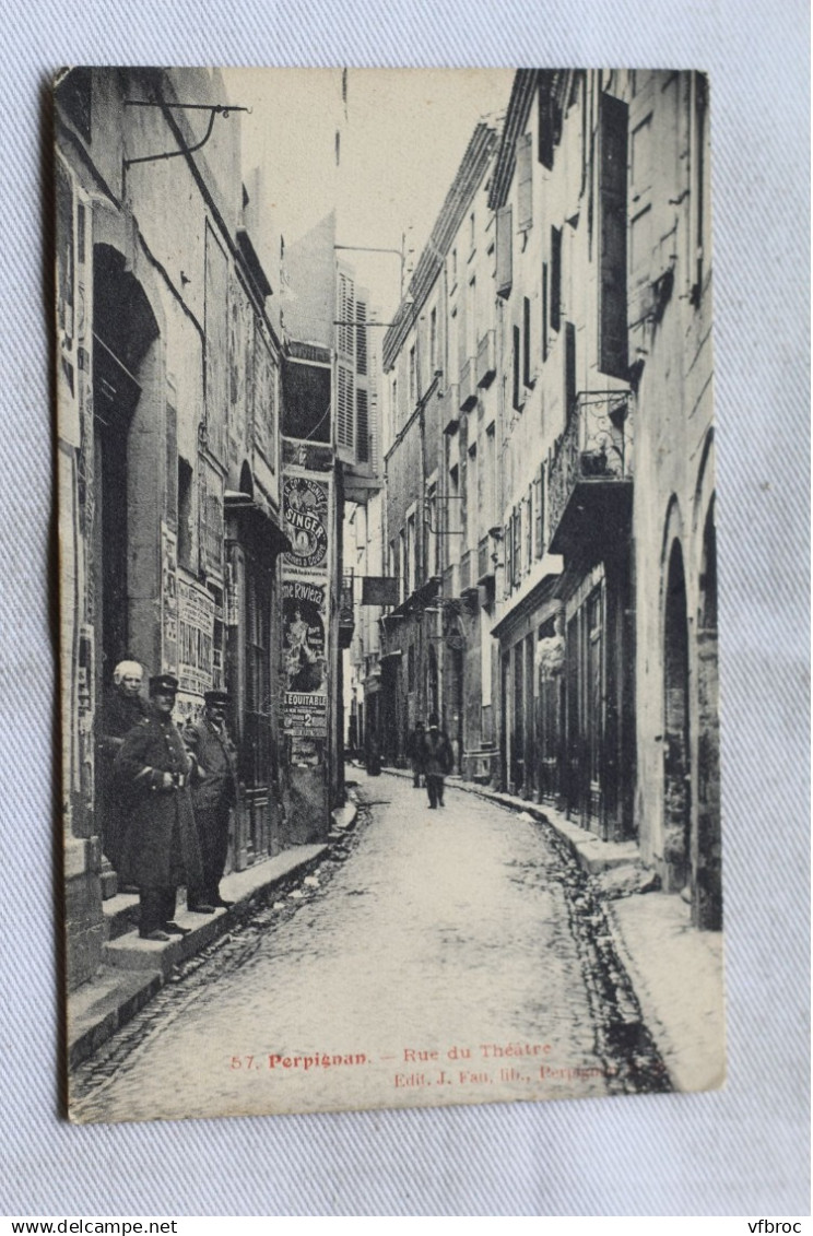 Perpignan, rue du Théâtre, Pyrénées Orientales 66