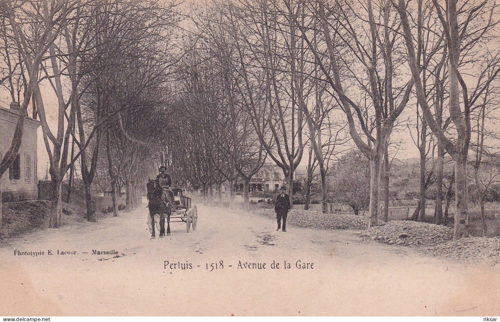 PERTUIS