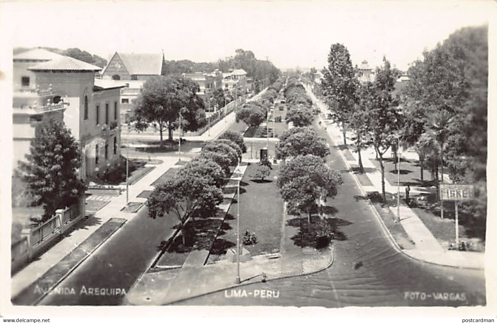 Perú - LIMA - Avenida Arequipa - POSTAL FOTO - Ed. Foto Vargas