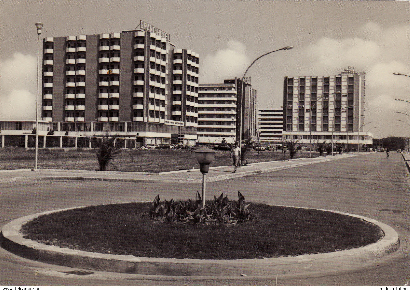 # PESCARA- MONTESILVANO:  ALBERGHI