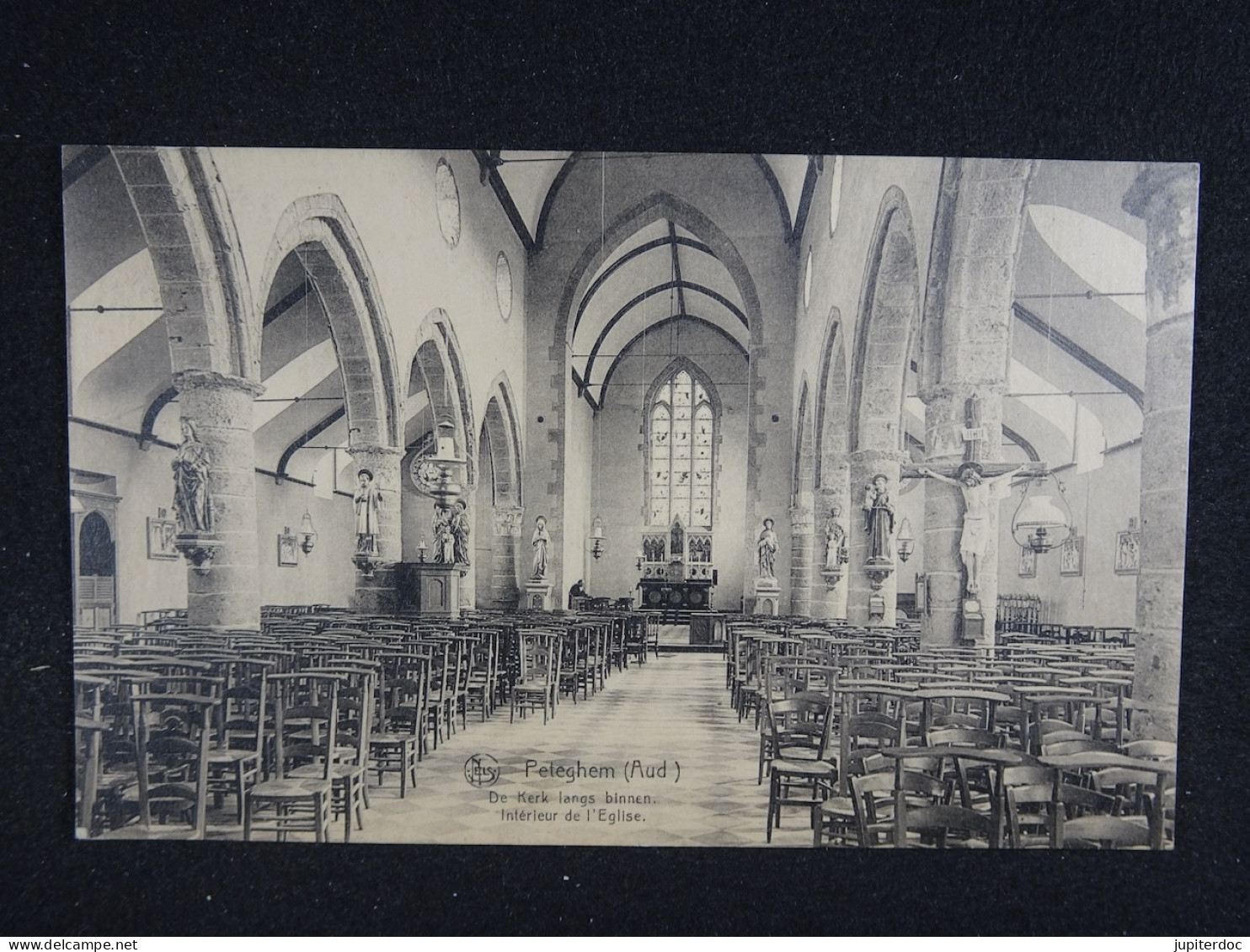 Peteghem De Kerk langs binnen
