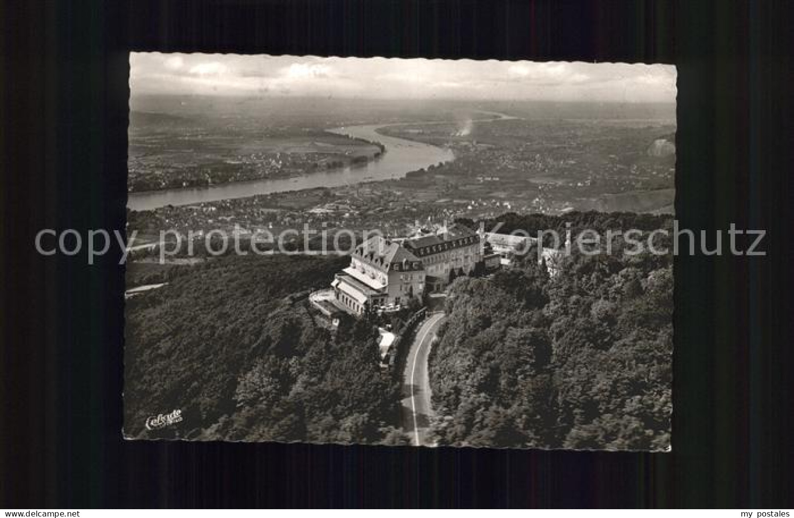 Petersberg Koenigswinter Hotel Petersberg Berghotel Siebengebirge Fliegeraufnahm