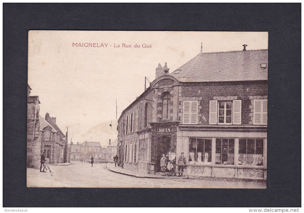 Peu courante Maignelay ( Montigny 60) - Rue du Gue ( animée commerce confection Jouin )